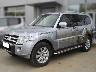 Пороги с площадкой алюминиевый лист 60 мм Технотек для Mitsubishi Pajero 4 MP 3